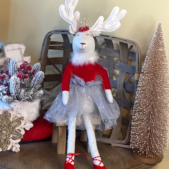 🆕 Vintage Inspired Shabby Chic Christmas Ballerina Reindeer Rag Doll Sitter - Picture 14 of 14